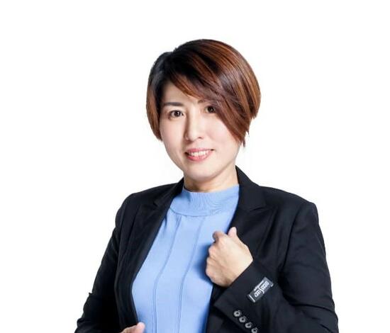 Catherine Tay