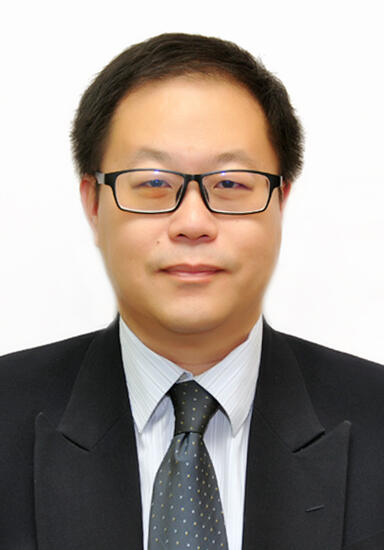 Lincoln Tan