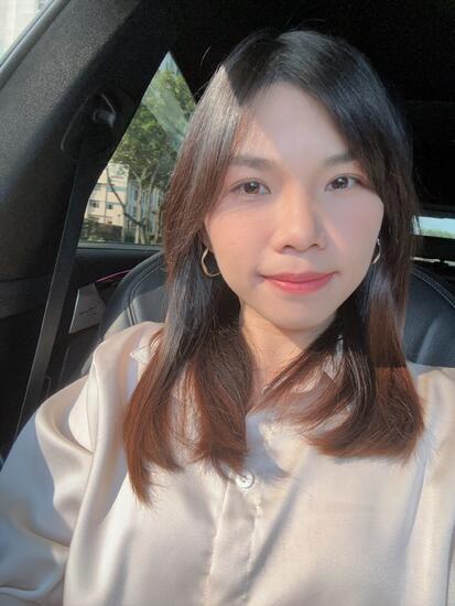 Lesley Tan