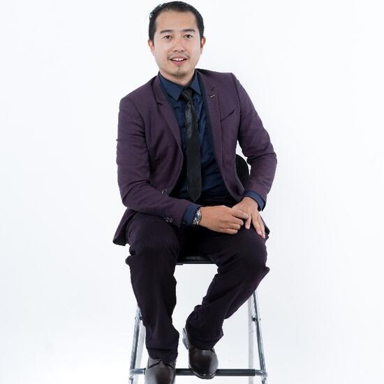 Akmal Adam