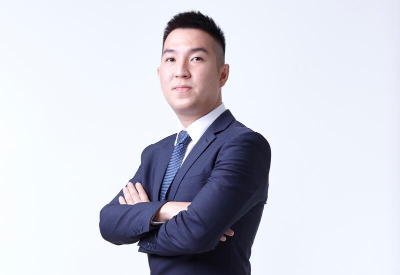 Yonii Tan