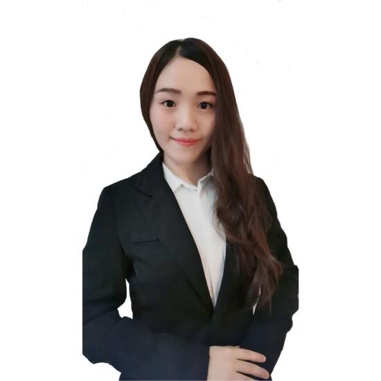 Eleine Tan