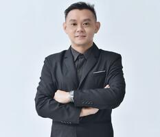 Alex Mah