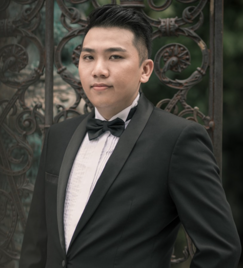 Steven Tan