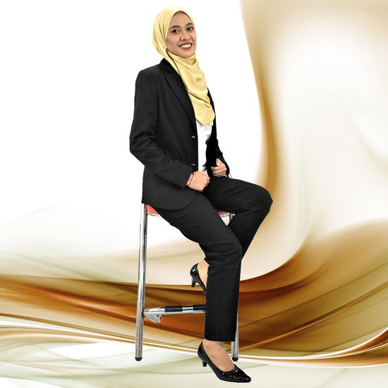 FARAH YUSUF