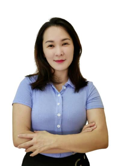 Kelly Tan
