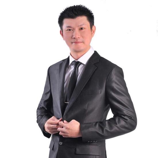 Kemp Lee
