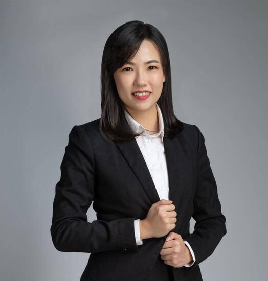 Catherine Lee