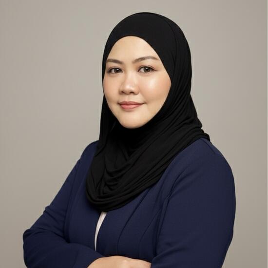 Nadia Riza