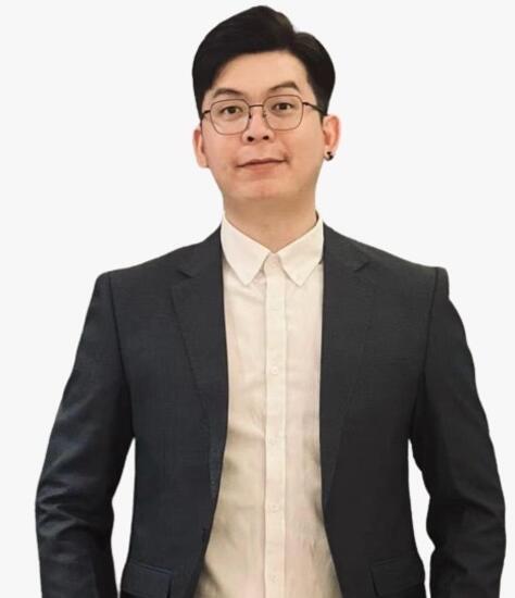 Louis Tan