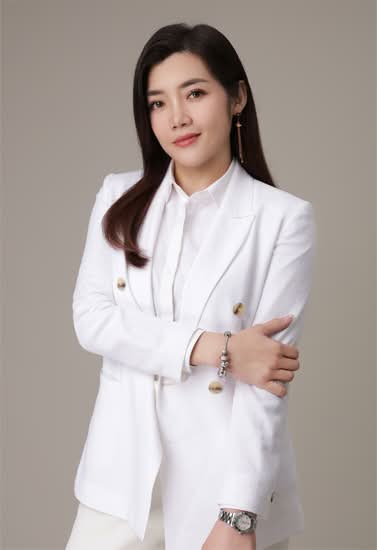Samantha Ng
