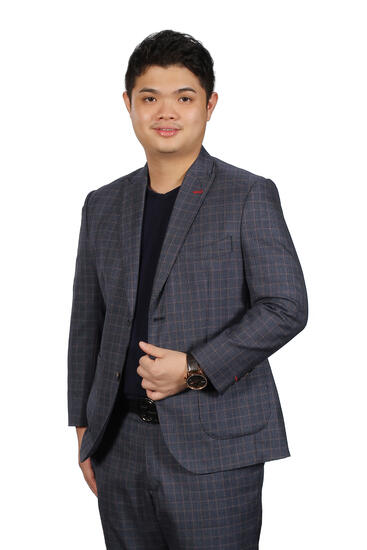 Kc Teo
