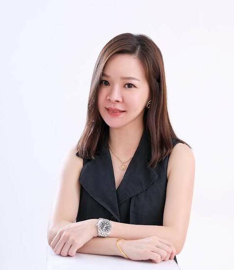 Gina Tan