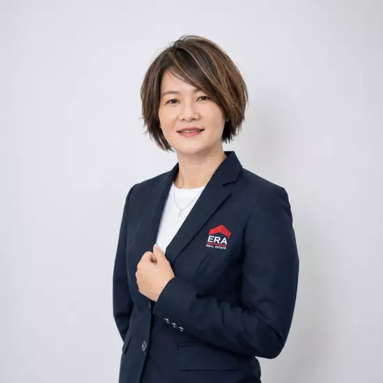 Joanna Tan