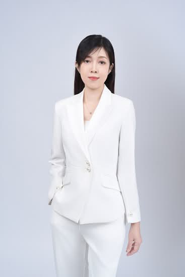Shirene Lee