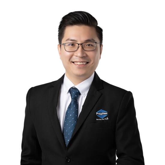 James Thong