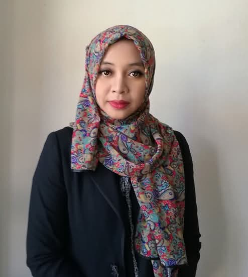 Liza @ Zanawati Abu Bakar