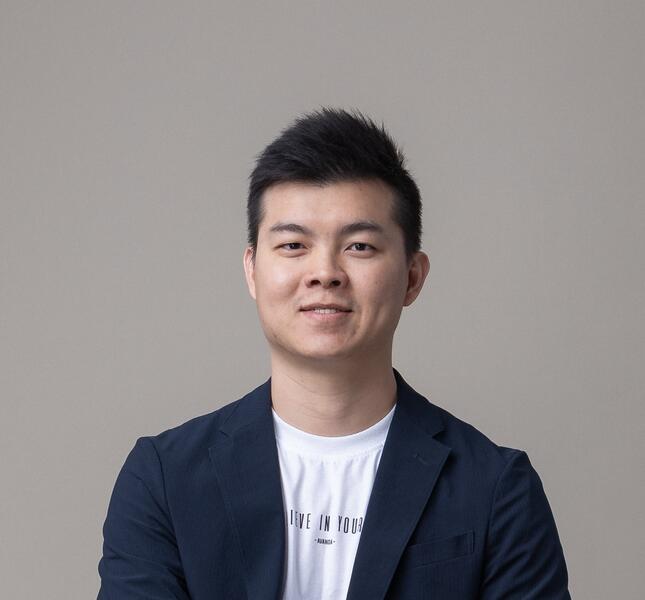 Zheng Hong Tan