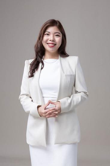 Debbie Eng