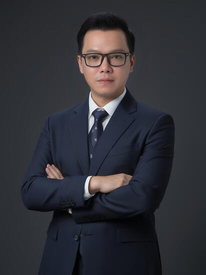 Kenny Lau