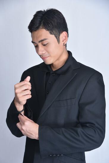 Thia Jien Long