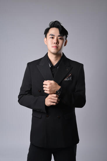 TZE JIAN LEE