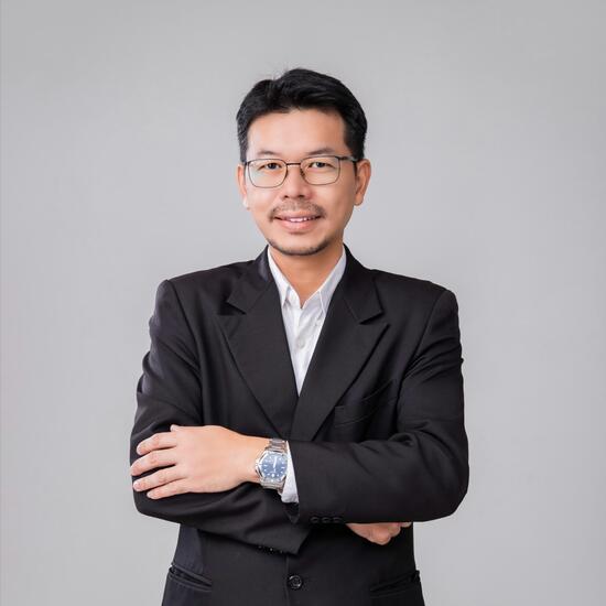 Louis Lee