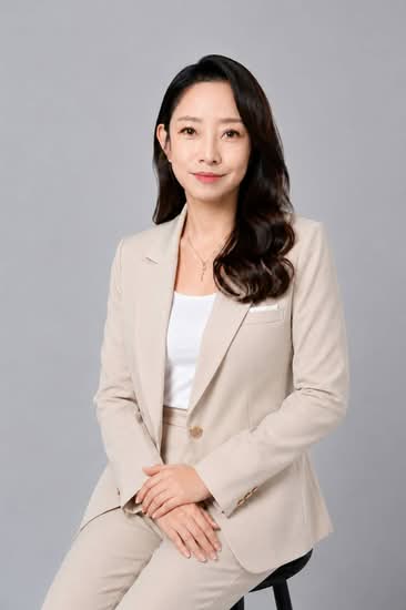 Joreen Lee