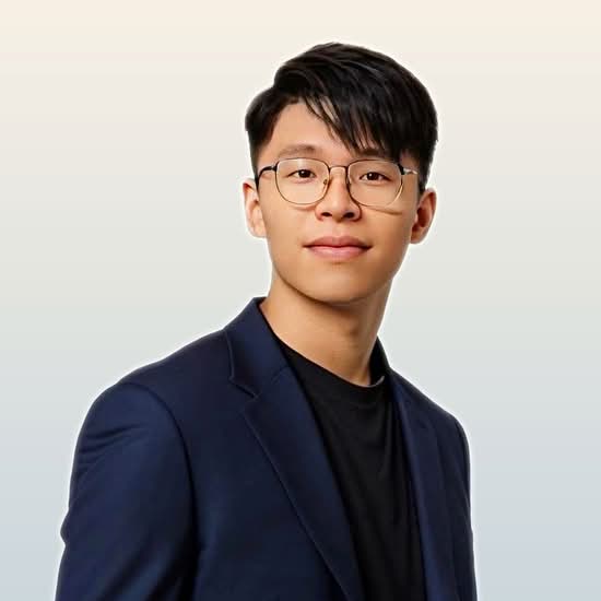 Victor Ee