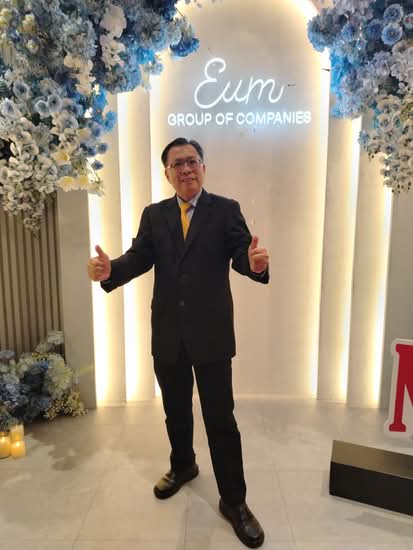 James Yeow
