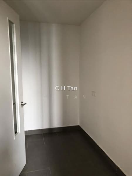 Service Residence for Sale at G Residence - CH TAN - PropertyGuru.com.my
