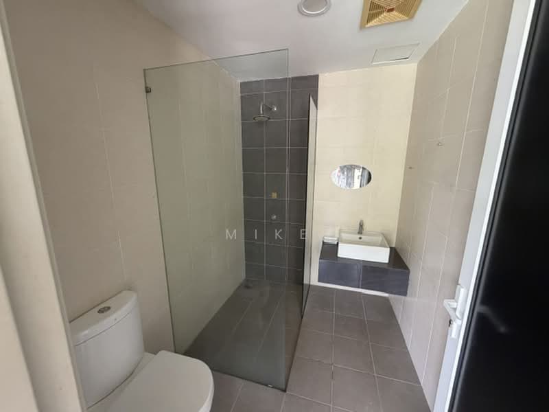 2-storey Terraced House for Sale in Taman Anggun 3 (Rawang) - Mike Yap - Bathroom - PropertyGuru.com.my