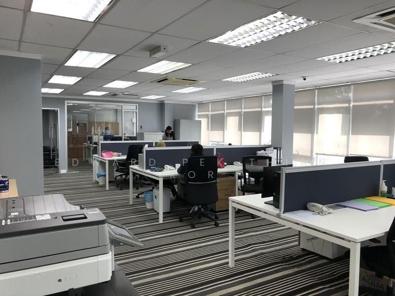 Shop / Office untuk Dijual di Bukit Jelutong (Shah Alam) - Edward Pek Thian Kor - Interior - PropertyGuru.com.my