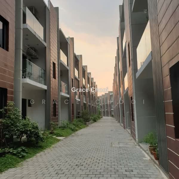 Rumah Bandar untuk Dijual di The Vale (Damansara Damai) - Grace Chooi - PropertyGuru.com.my