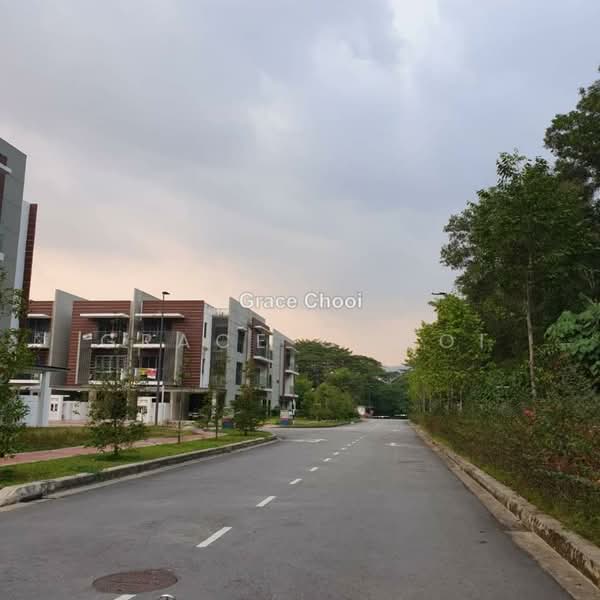 Rumah Bandar untuk Dijual di The Vale (Damansara Damai) - Grace Chooi - PropertyGuru.com.my