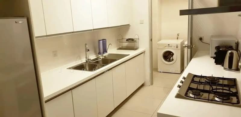 Kediaman Servis untuk Dijual di Solaris Dutamas - Jordan Tang - Kitchen - PropertyGuru.com.my