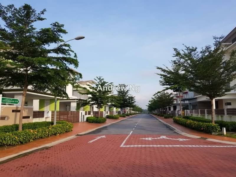 Bungalow House for Sale in casa idaman (Setia Alam) - Chee Hau Ng - PropertyGuru.com.my