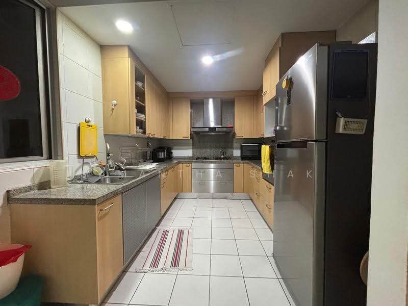 Condominium for Rent at Kirana Residence - Samantha Shak - Kitchen - PropertyGuru.com.my