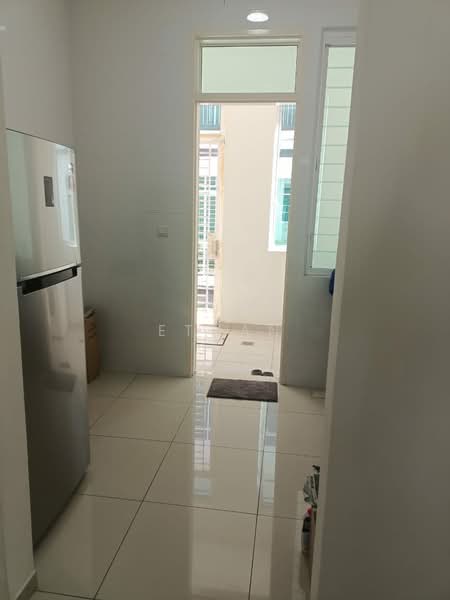 Rumah Teres 2 Tingkat untuk Disewa di Semenyih (Selangor) - Ethan Leong - Kitchen - PropertyGuru.com.my