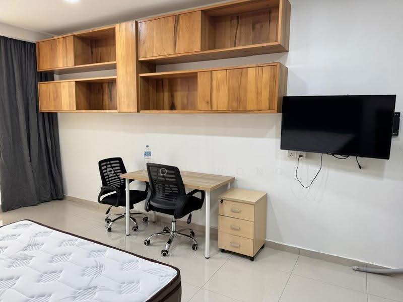 Service Residence for Rent at Pinnacle Petaling Jaya - Dixon Wong - Study - PropertyGuru.com.my