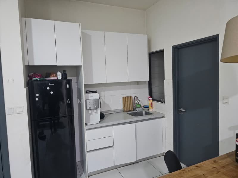 Service Residence for Rent at The Link 2 @ Bukit Jalil (Serviced Residences) - Amelie Tan - Kitchen - PropertyGuru.com.my