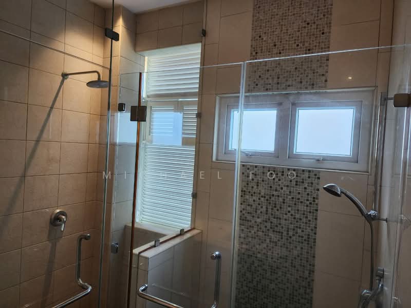 Bungalow House for Rent in Serdang (Seri Kembangan) - Michael Foo - Bathroom - PropertyGuru.com.my