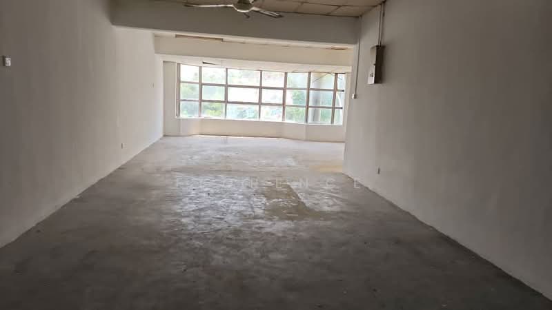 Shop for Rent in Subang Bestari (Shah Alam) - FLORENCE CHENG - Interior - PropertyGuru.com.my