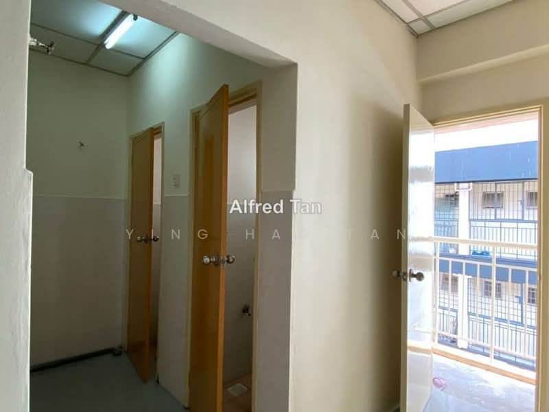 Kedai / Pejabat untuk Disewa di Kuchai Lama (Kuala Lumpur) - Ying Hao Tan - PropertyGuru.com.my