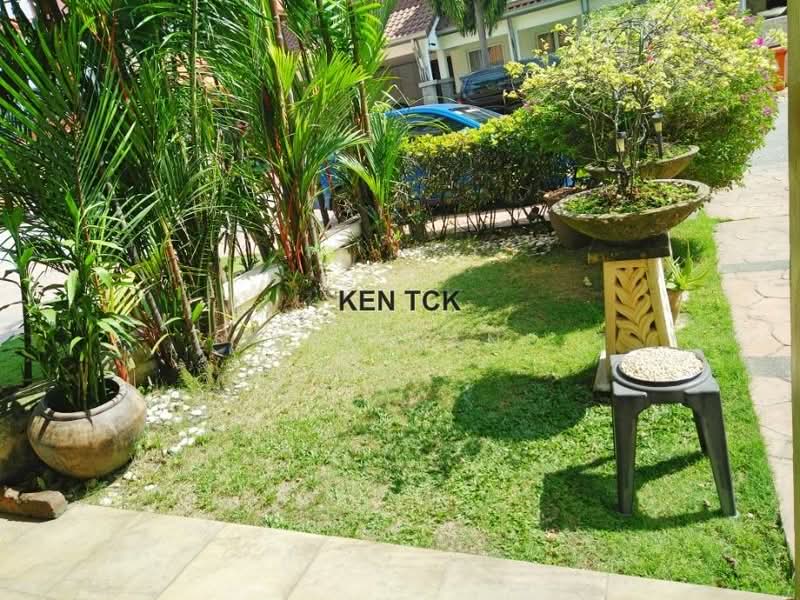 Rumah Berkembar untuk Dijual di Ara Damansara (Selangor) - Ken Tan - PropertyGuru.com.my