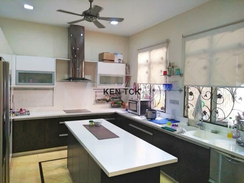 Rumah Berkembar untuk Dijual di Ara Damansara (Selangor) - Ken Tan - PropertyGuru.com.my