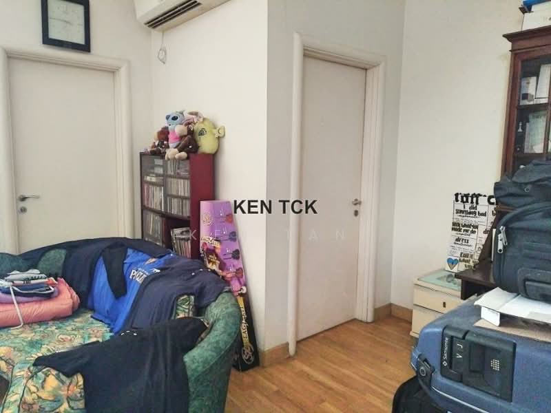 Rumah Berkembar untuk Dijual di Ara Damansara (Selangor) - Ken Tan - PropertyGuru.com.my