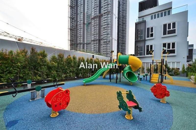 Bungalow House untuk Dijual di Lakefront Villa (Cyberjaya) - Alan Wan - PropertyGuru.com.my