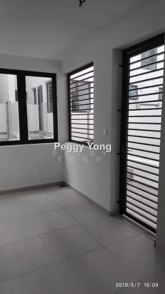 Rumah Teres 3-Tingkat untuk Dijual di Bukit Rahman Putra (Sungai Buloh) - Peggy Yong - PropertyGuru.com.my