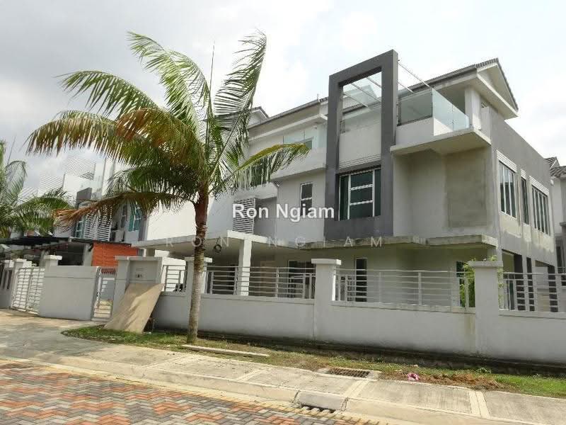 Rumah Teres 2.5-Tingkat untuk Dijual di Putra Heights (Subang Jaya) - Ron Ngiam - PropertyGuru.com.my